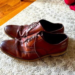 Mens Wingtip Dress Shoes